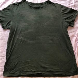 Men’s American Eagle T-shirt